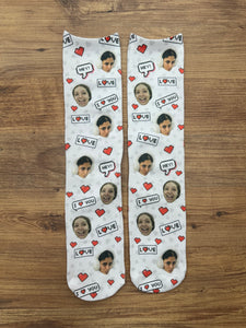 גרביים עם פרצופים דגם - Love Text Socks